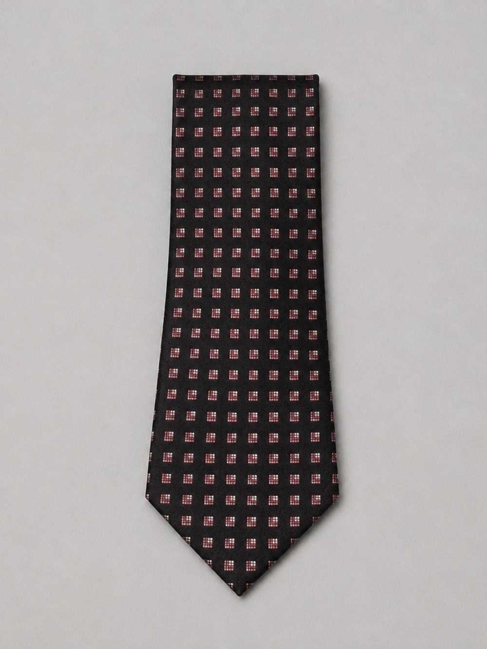 Today’s Man Classic Black Necktie with Geometric Pattern - Men’s Accessory